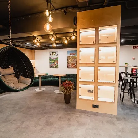 Dragons Dream Hostel *