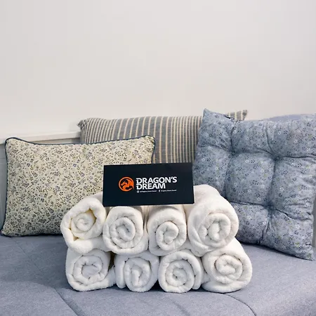 Dragons Dream Hostel *