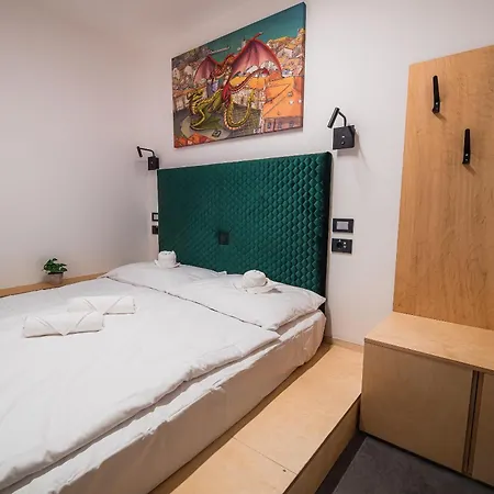 Hostel Dragons Dream