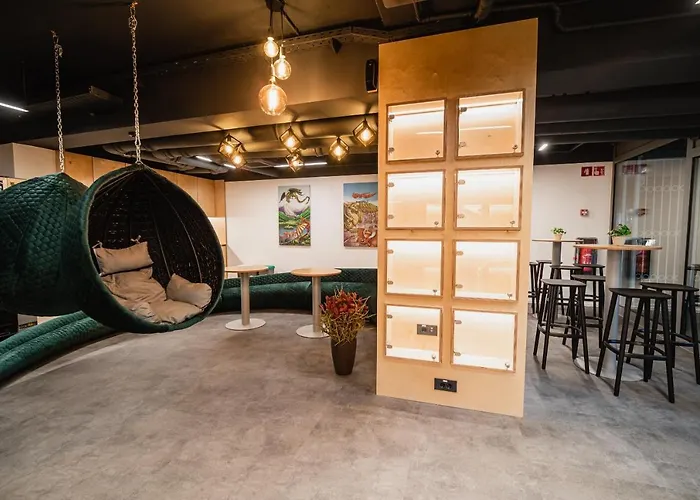 Dragons Dream Hostel *